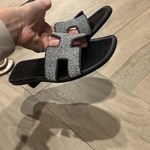 Hermes Oran slides
